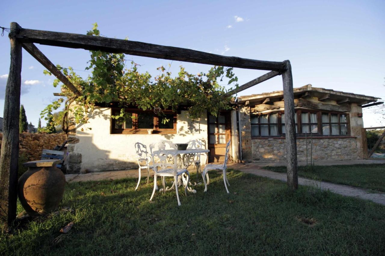 Casita Con Jacuzzi Rectoria De Dosquers Villa Maia de Montcal Bagian luar foto