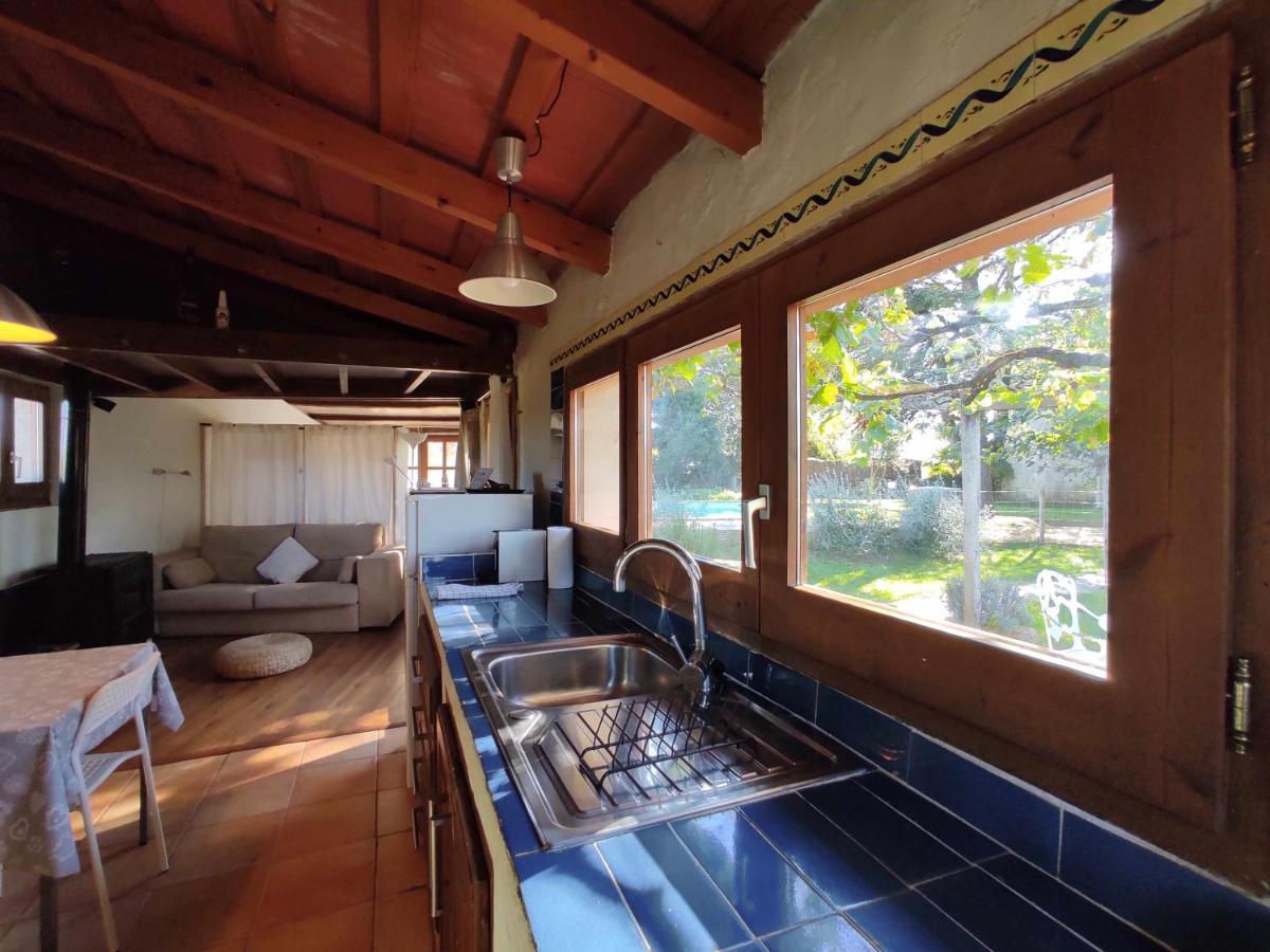 Casita Con Jacuzzi Rectoria De Dosquers Villa Maia de Montcal Bagian luar foto